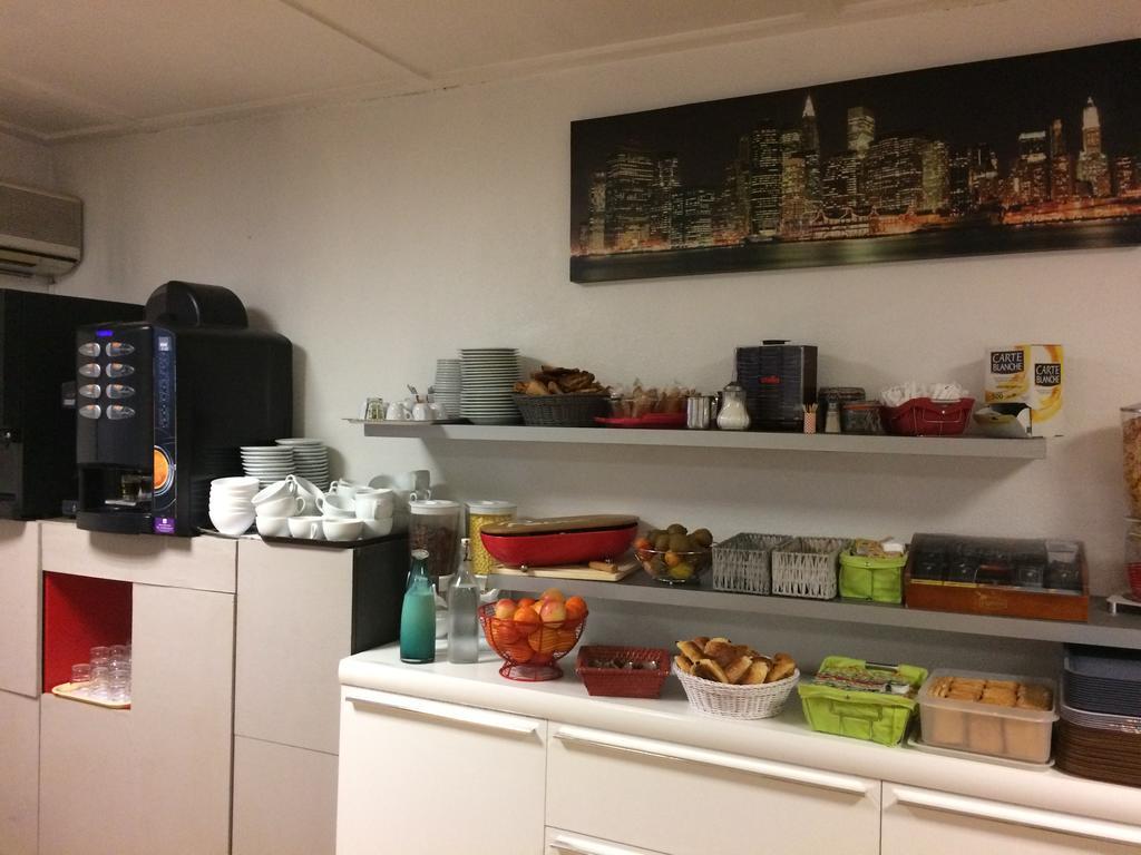 Aix Hotel آيكس أومبروفينس المظهر الخارجي الصورة